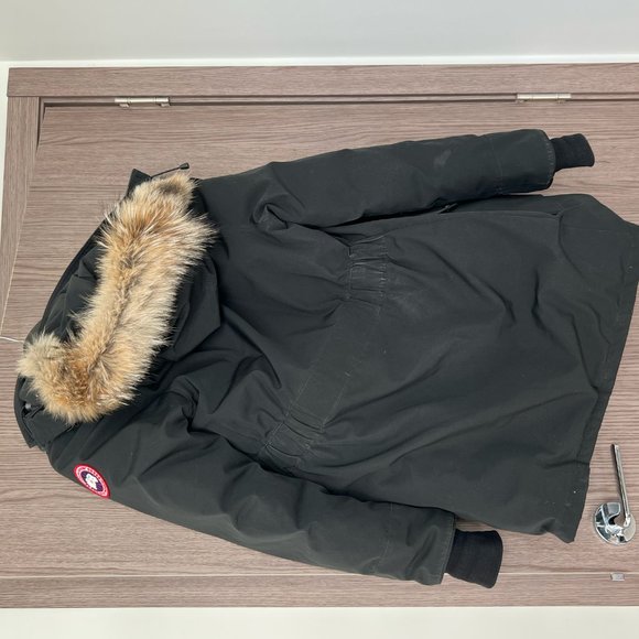 Canada Goose Trillium Parka Size M - Picture 3 of 5